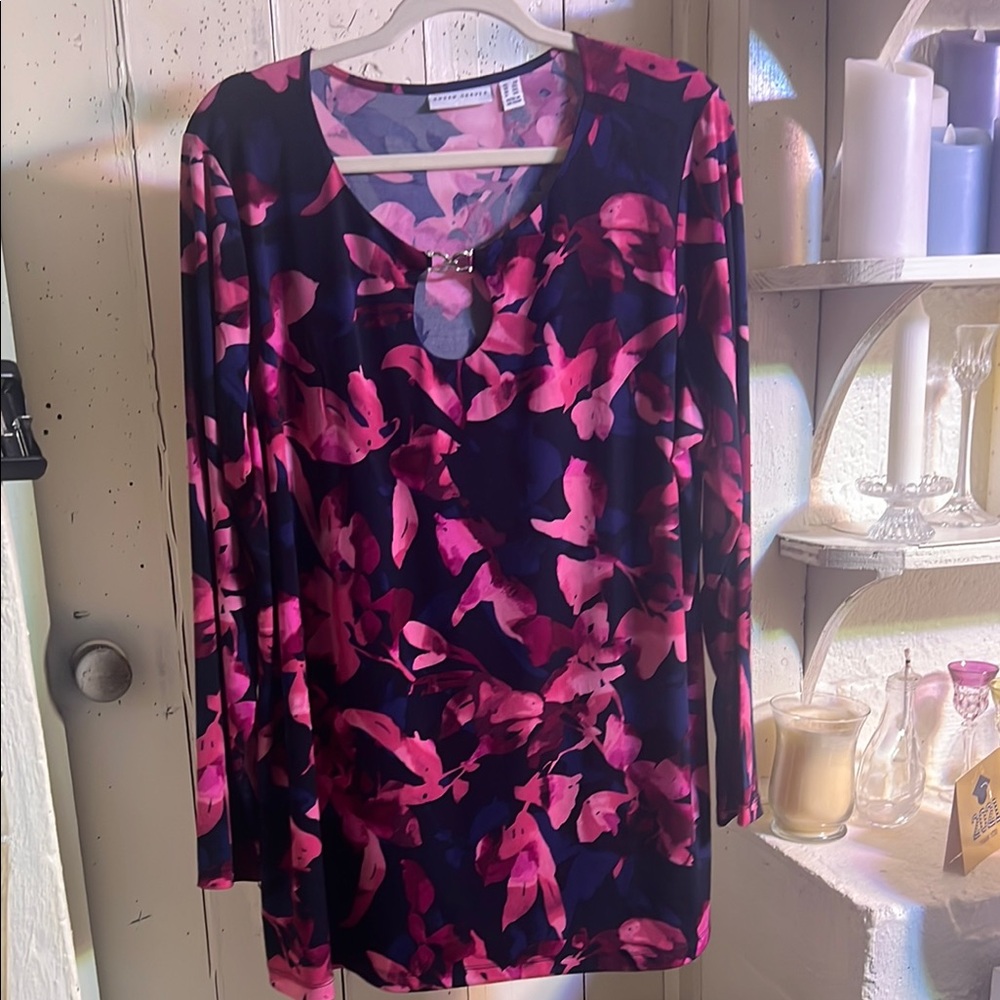 Susan Graver Purple Long Sleeve Blouse with Cut Out Style